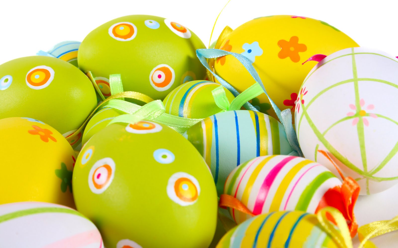 Huevos de Pascua - cuidados al cocinar e ingerirlos